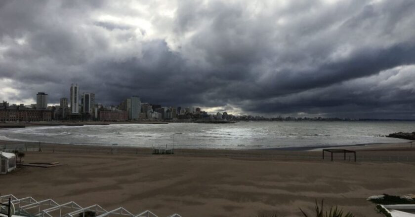 Pedro Mazza anunció que pasará por Mar del Plata un ciclón subtropical “categoría siete”