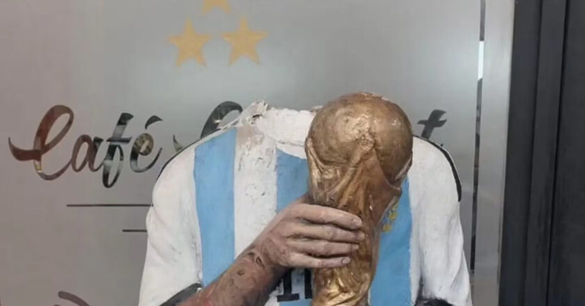 “Decapitaron” una estatua de Lionel Messi en Mar del Plata