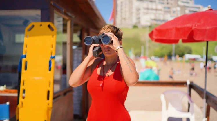 ¿Vas a ir a la playa? Conocé en qué horario habrá guardavidas