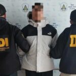 Recuperan objetos robados a 15 mujeres surfistas durante un robo en Los Acantilados