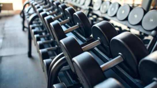 Tragedia en el gimnasio: falleció una joven mientras hacía ejercicio