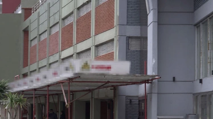 Conmoción en el centro: encontraron a dos jubilados fallecidos dentro de una vivienda