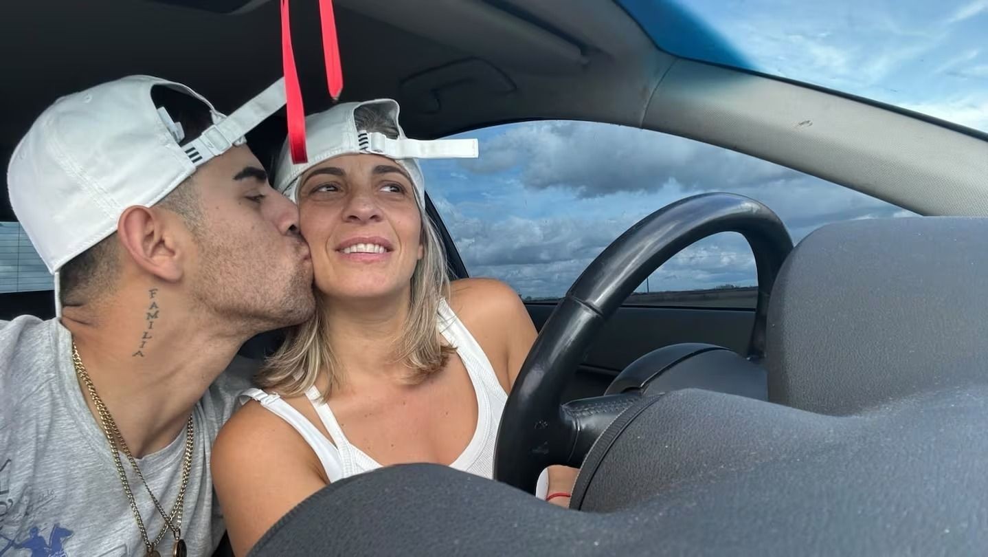 Se llevan 20 años, se enamoraron en el trabajo y encontraron en Chapadmalal un lugar para vivir sin prejuicios