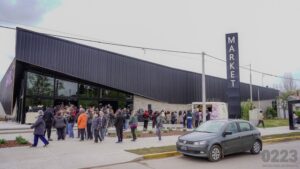 Con cientos de visitantes y el acompañamiento de los vecinos, MARKET inauguró en Mar del Plata su tienda más grande